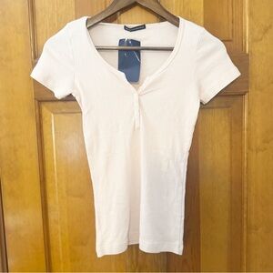 Brandy Melville Cream Short Sleeve Tee